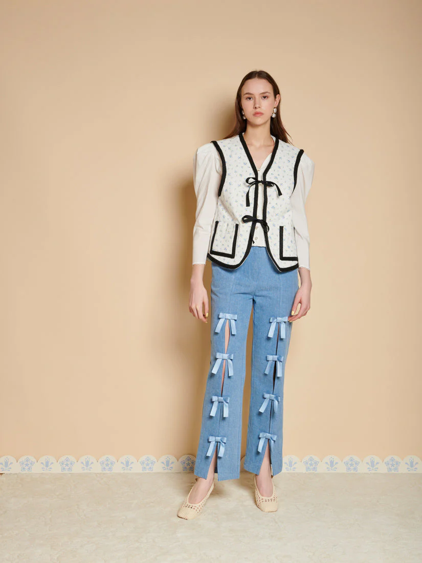 Dalarna Bow Vest - Image 4