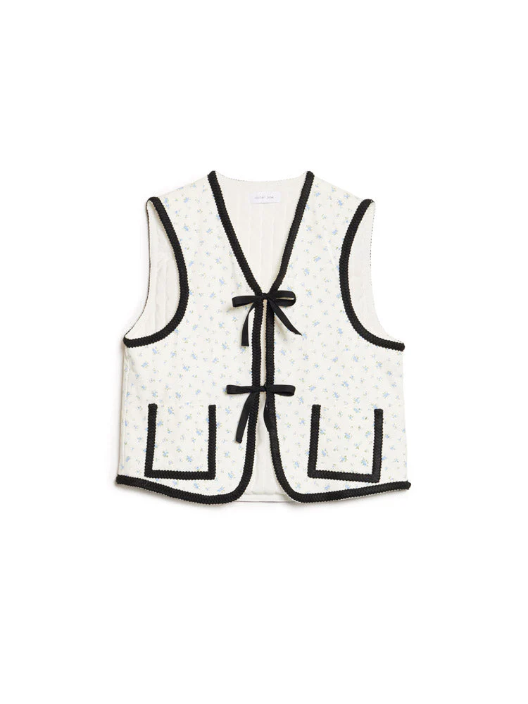 Dalarna Bow Vest - Image 9